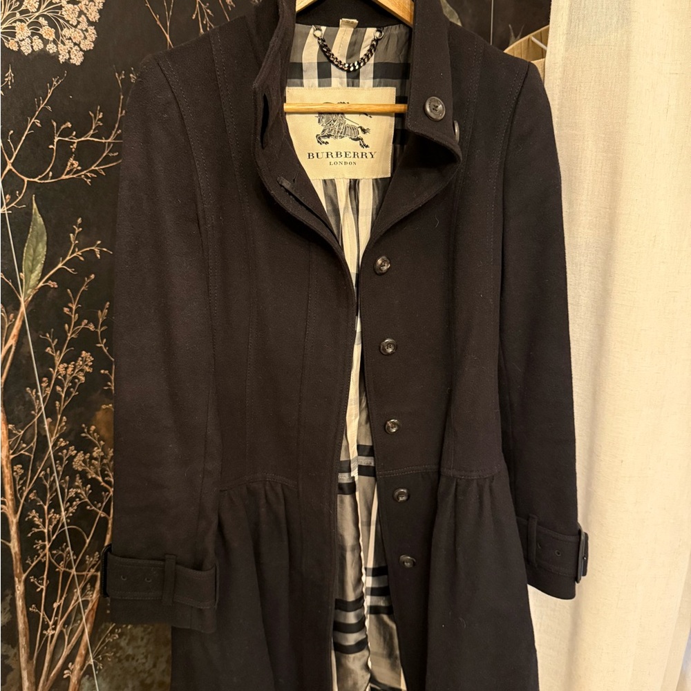 Burberry Black Trench Coat for Women